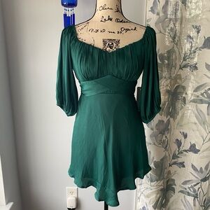 Here comes the sun - Green Off The Shoulder Dress -Green - Small